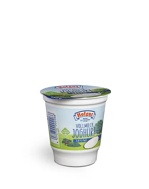 Ein 150 Gramm Becher Hofgut Vollmilchjoghurt