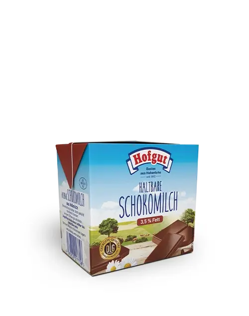 Ein 0,5 Liter Tetra Pak Hofgut haltbare Schokomilch
