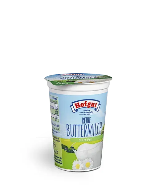 Ein 250 Gramm Becher Hofgut reine Buttermilch