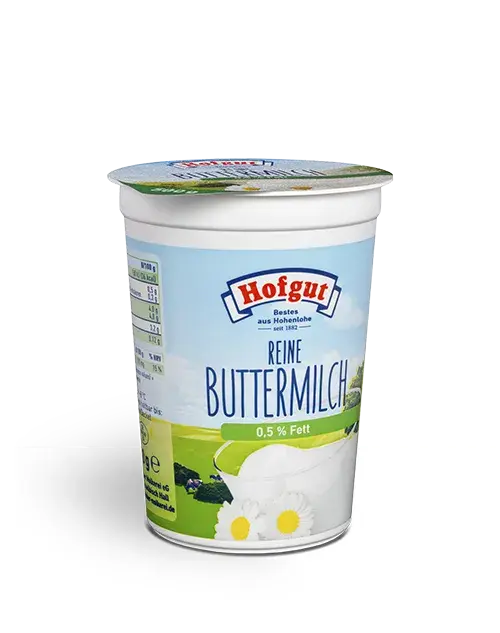 Ein 500 Gramm Becher Hofgut reine Buttermilch